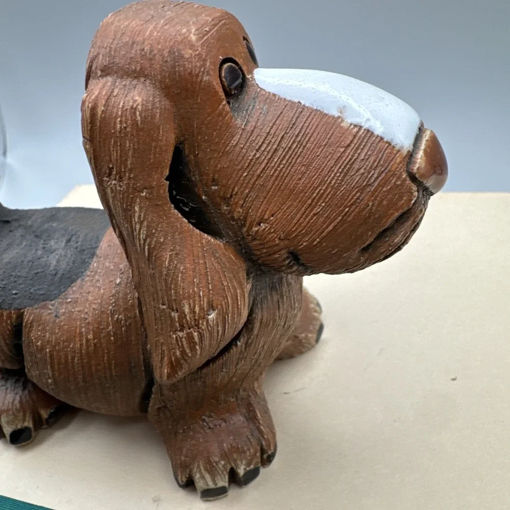 Vintage Artesania Rinconada Basset Hound Dog Pottery Sculpture Figurine Retired‎